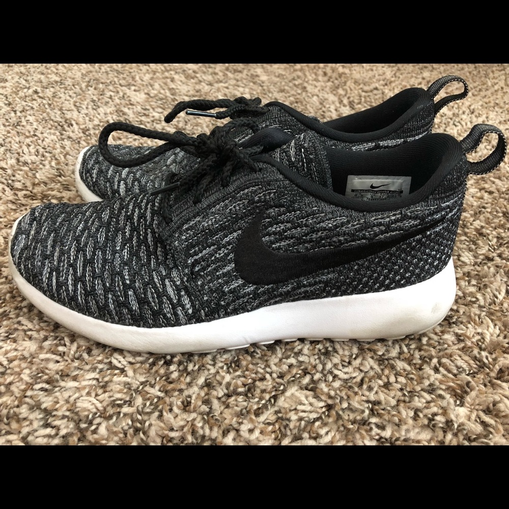 Women’s Nike size 6.5